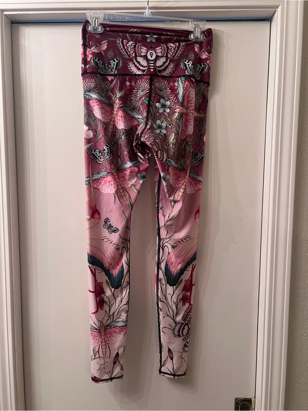 Yoga Democracy Pretty In Pink Full Length Leggings Size SMALL - Picture 7 of 12